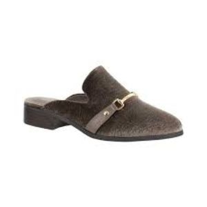 Bella-Vita Babs 11 Embossed Velvet Mules